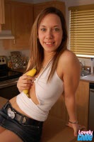 Lovely Chloe Kitchen 01
